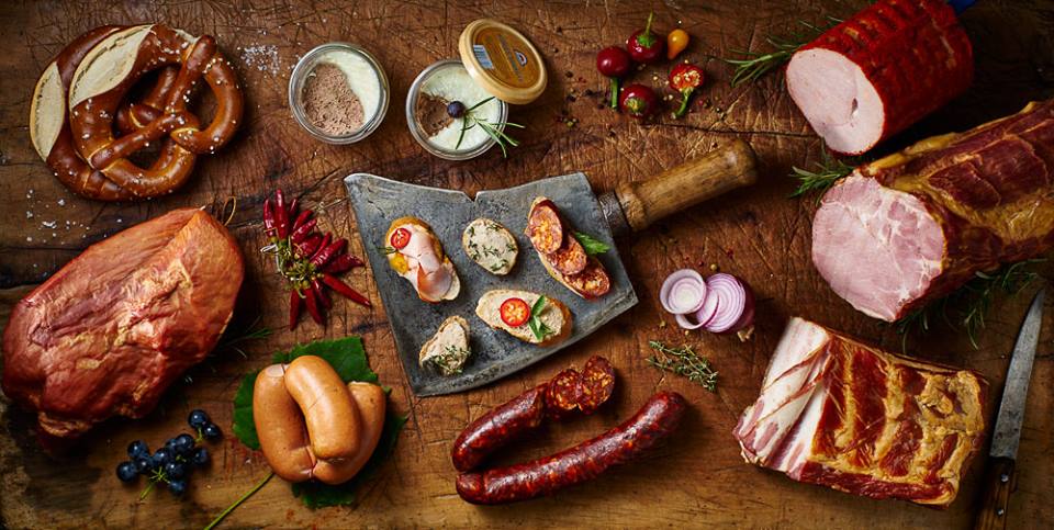 Róbert Gašparík - mäsovýroba mäsové výrobky a údeniny