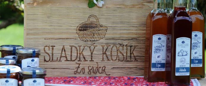 Sladký košík delikátne džemy a sirupy vyrábané podľa tradičných receptúr