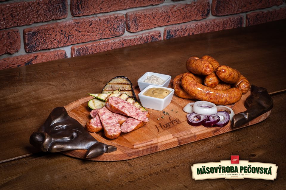 Hurka s.r.o. , mäsovýroba pečovská, Domáce tradičné špeciality