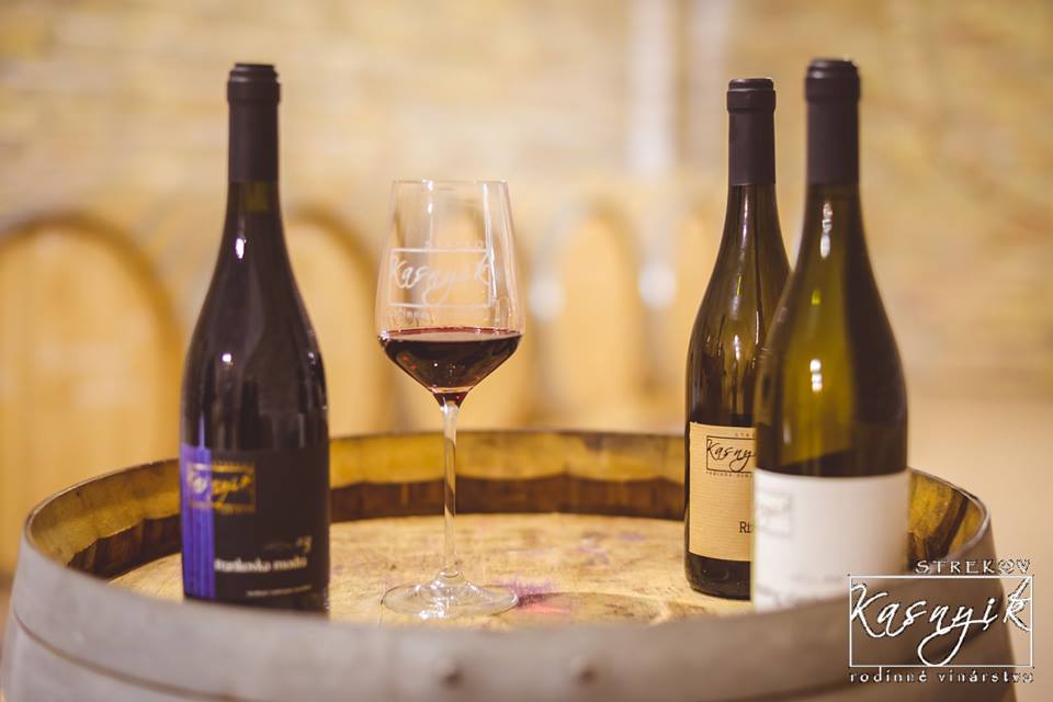 Kasnyik Rodinné Vinárstvo Strekov, možnosť ochutnávok