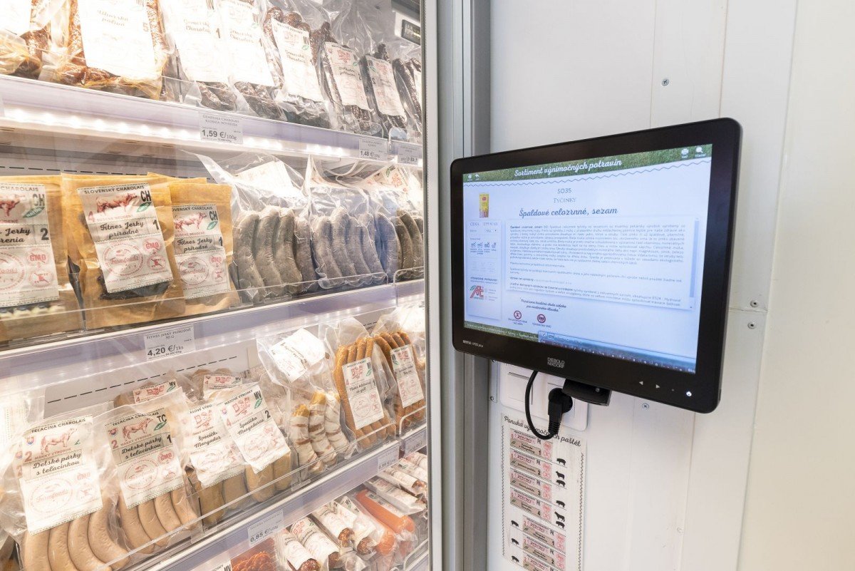 Aj vďaka infokioskom v predajniach zistíte o každom výrobku všetky dôležité informácie.