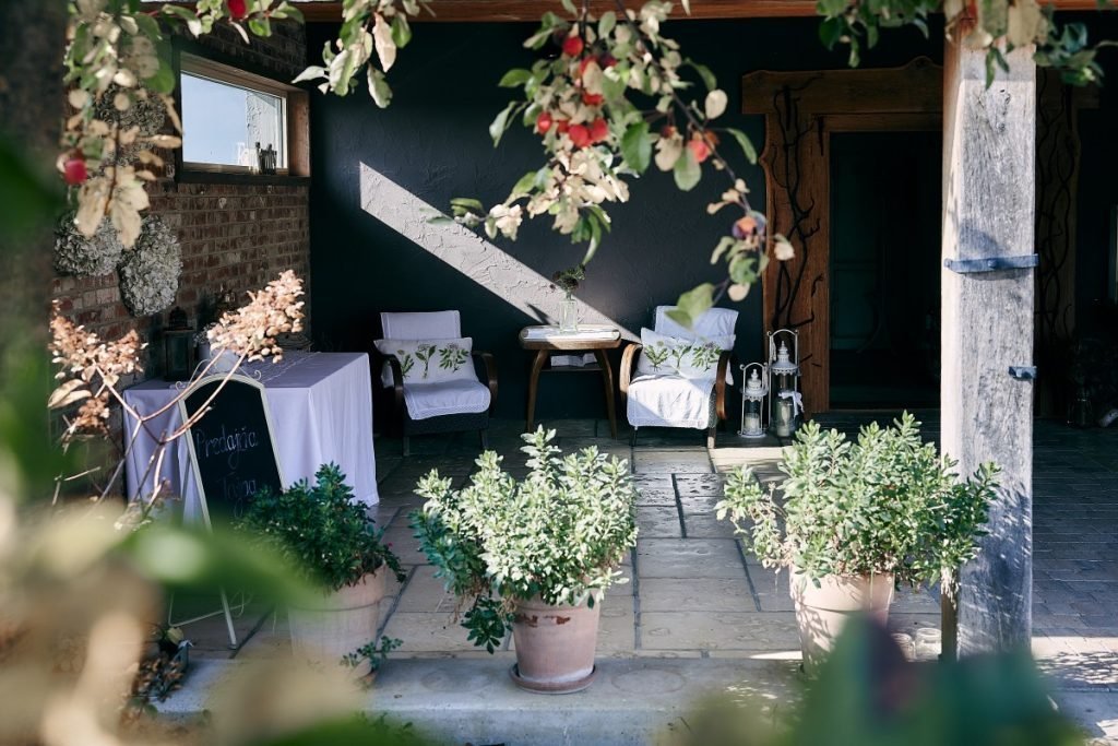 TAJNA Vineyards & Winery