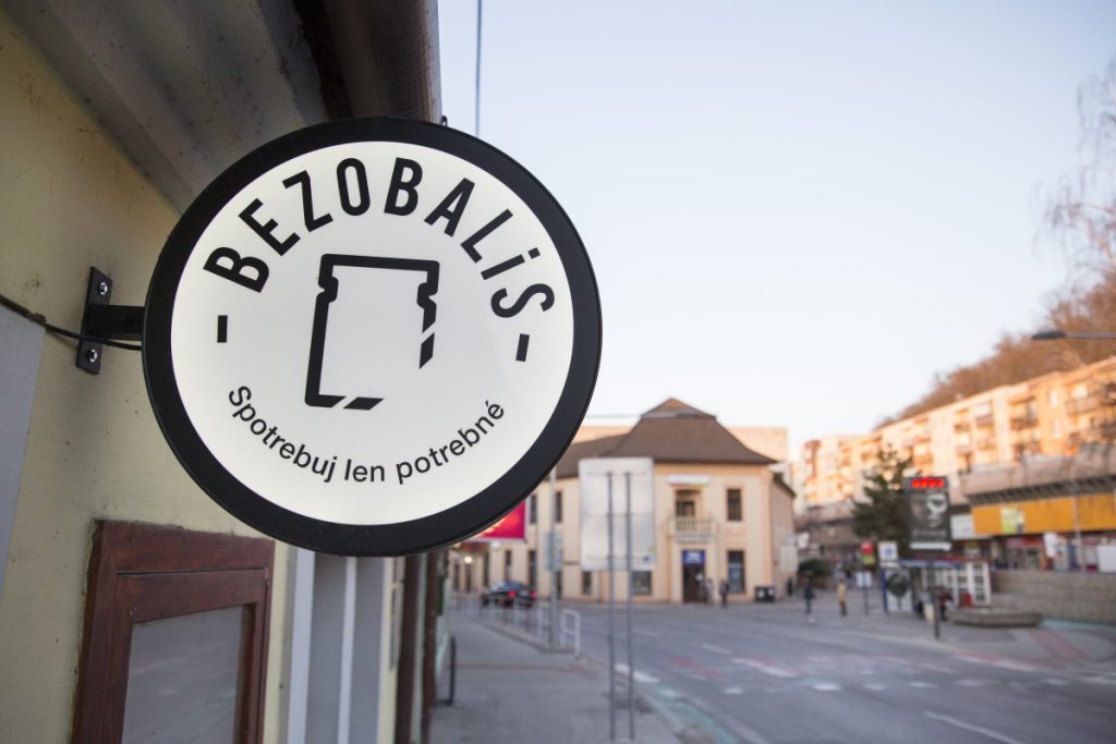 BEZOBALiS