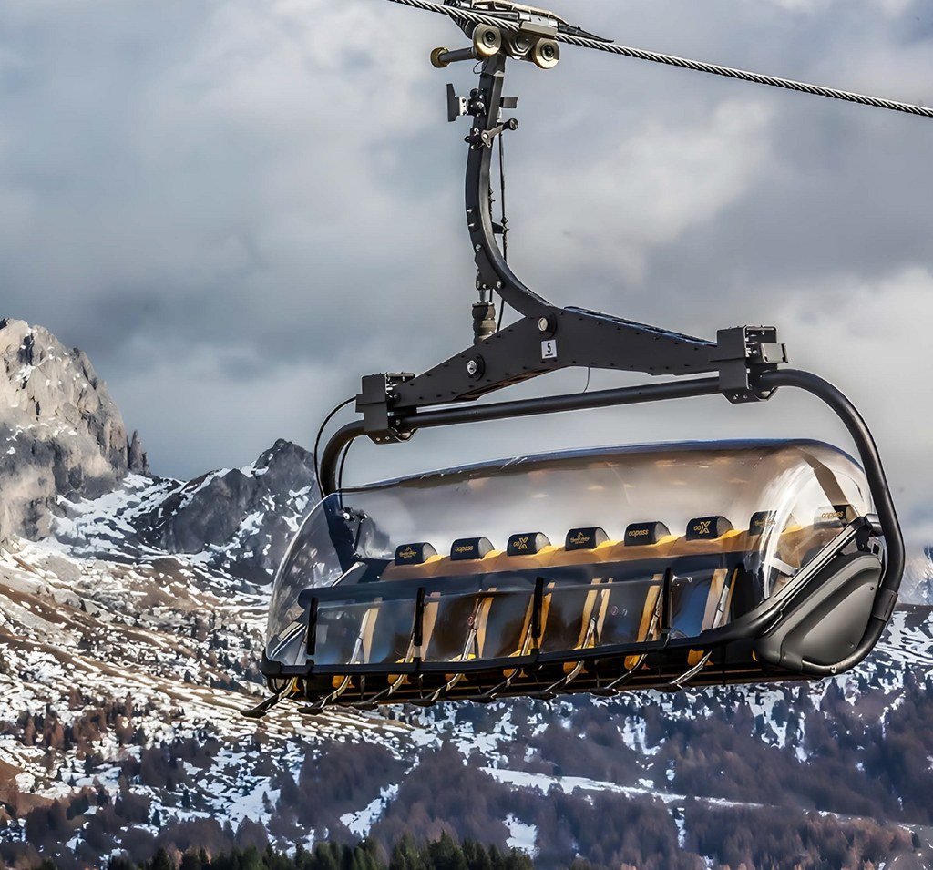 Novinka na Štrbskom Plese: Nová 8-sedačková lanovka za 11 miliónov eur zmení lyžovanie vo Vysokých Tatrách