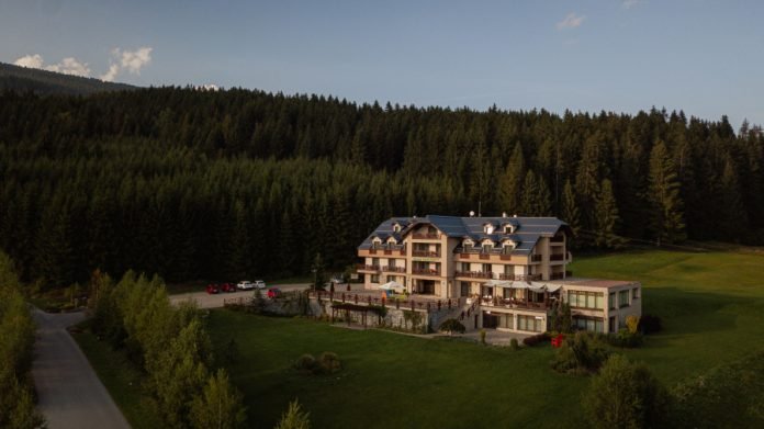 Gurmánsky pobyt na Kubínskej holi: Oddych, wellness a 7-chodová večera pod holým nebom