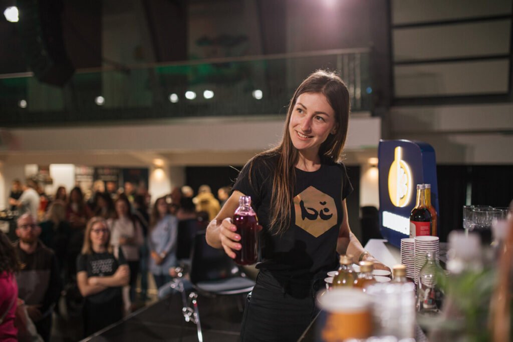 Káva, čaj a čokoláda sa vracajú do Košíc. Festival prinesie ochutnávky, komunitu aj súťaž Slovak Roasting Masters