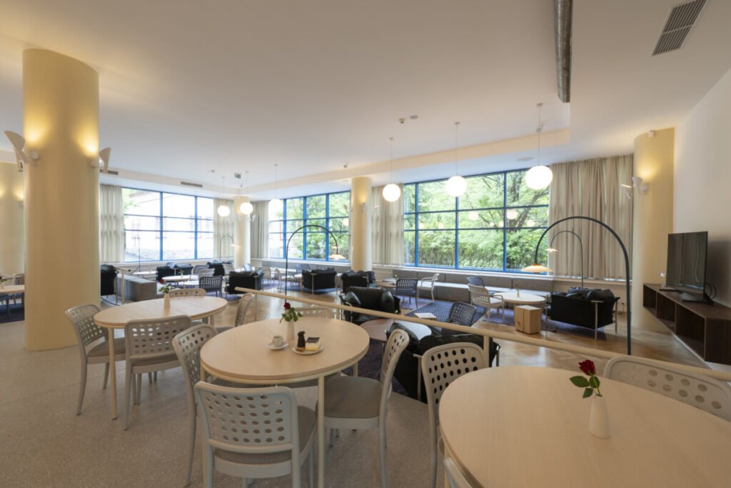 Hotel SOREA MORAVA: Kde história funkcionalizmu ožíva pod Lomnickým štítom
